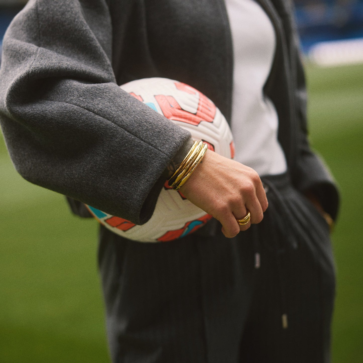 Classic Oval Bangle