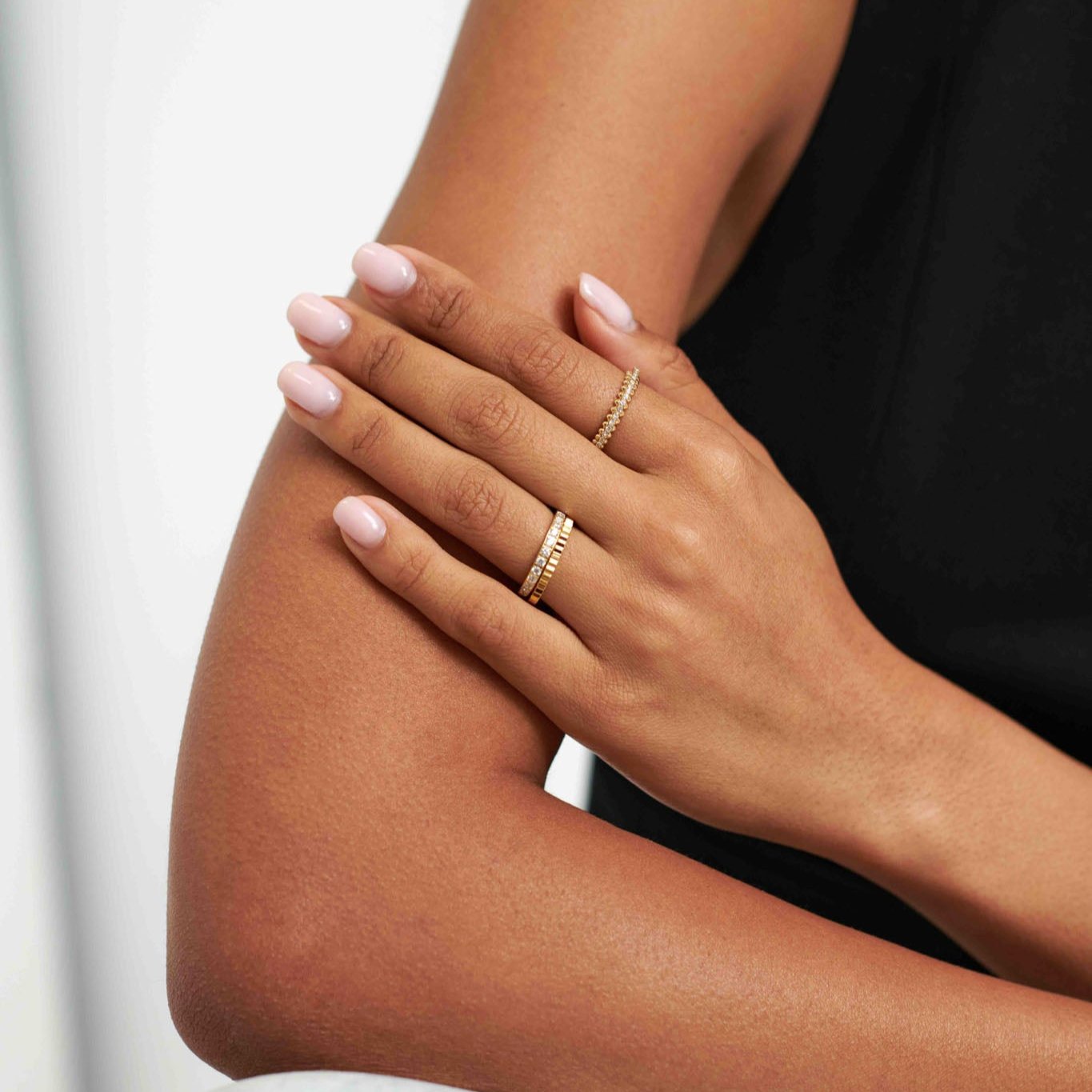 Crested Ring