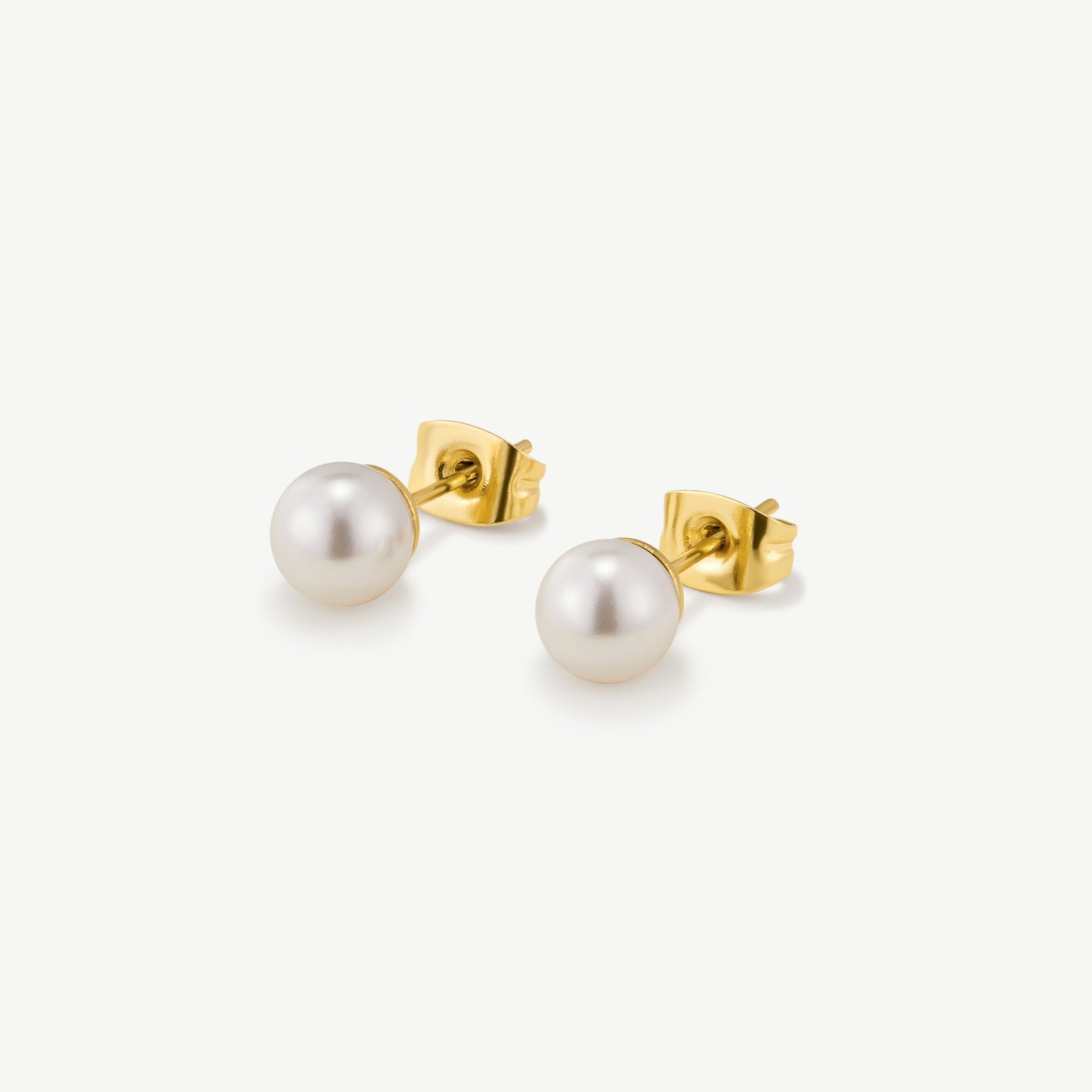 Classic Pearl Studs