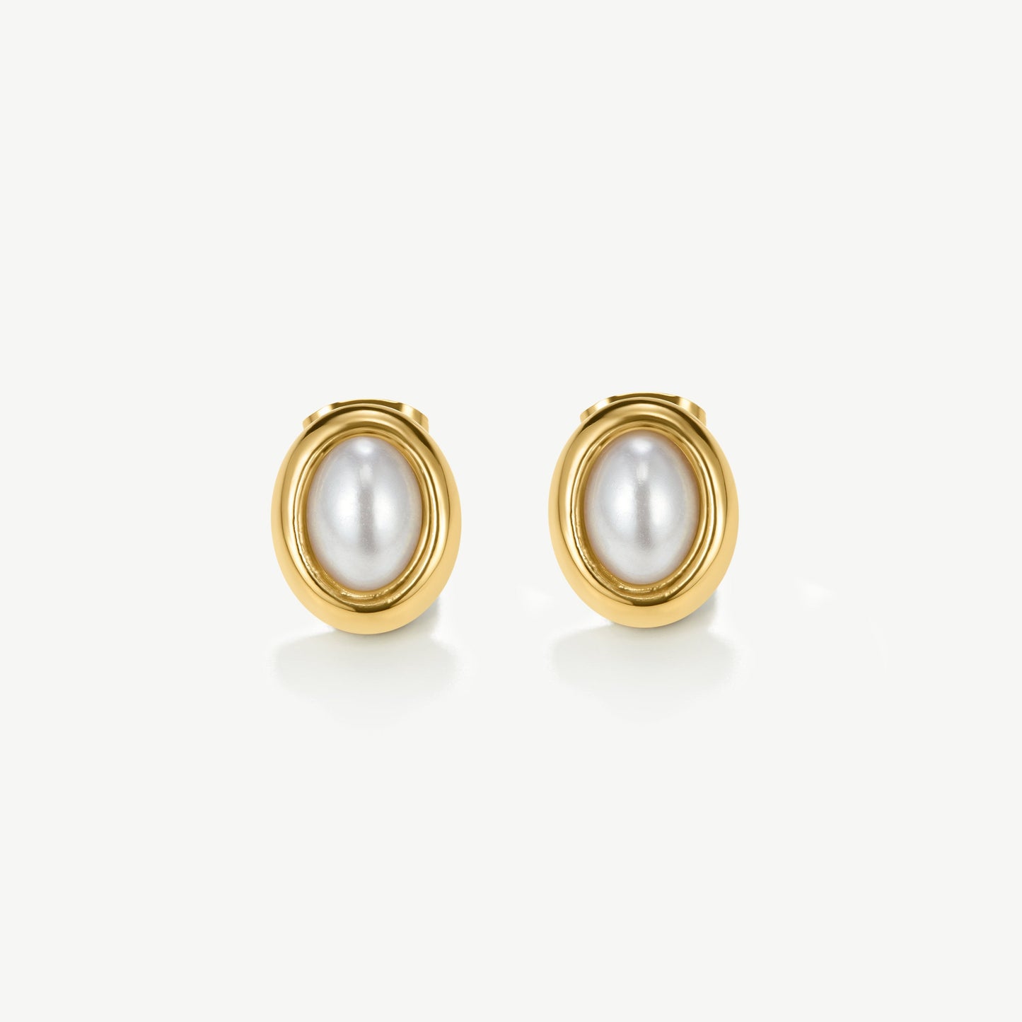 Mini Pearl Studs